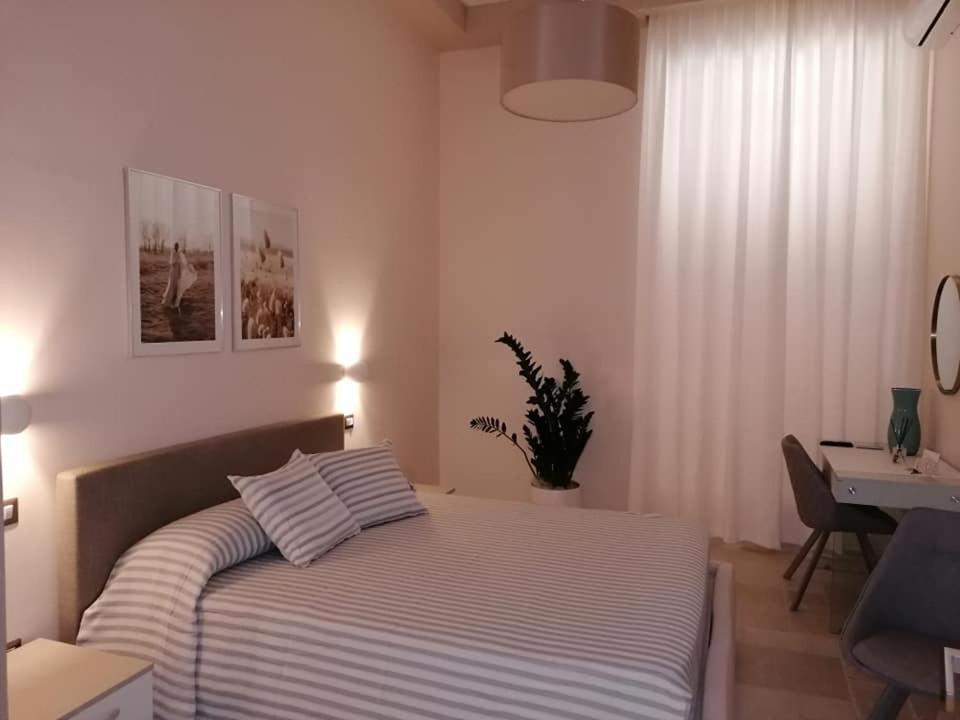 Lux Suite Taranto Eksteriør bilde