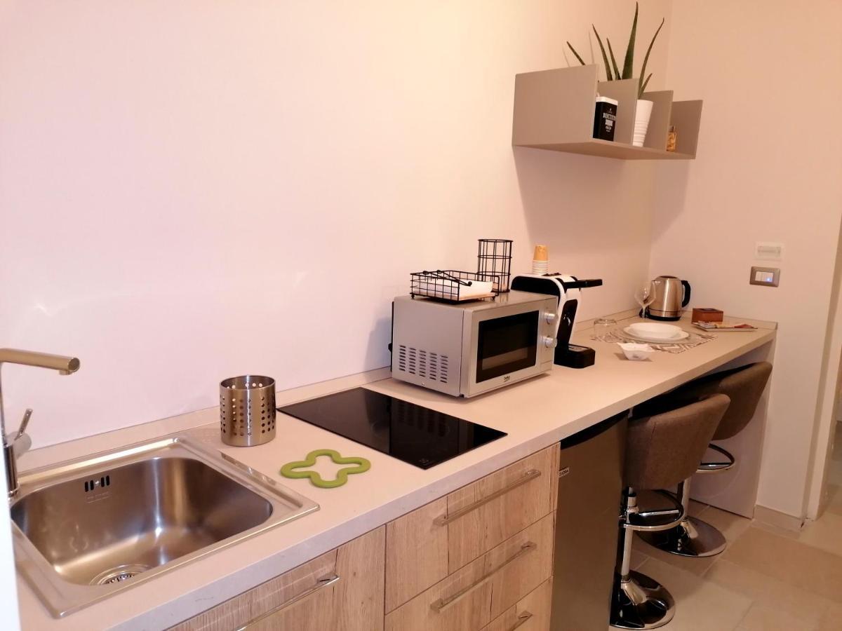 Lux Suite Taranto Eksteriør bilde